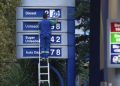 Bordi ndryshon çmimet e karburanteve 4 herë në 4 ditë: Ja sa do të shiten nafta e benzina…
