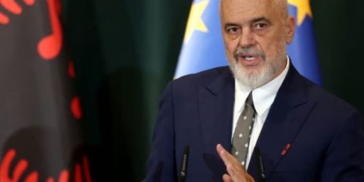 Rama mesazh demokratëve amerikanë: Mos e përdorni Shqipërinë për luftën ndaj…