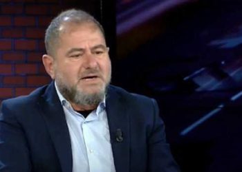 ANALIZA/ Armand Shkullaku: Kush po e çon vendin drejt përplasjes civile