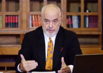 Pak para tubimit, Edi Rama del në konferencë URGJENTE, çfarë paralajmëron…