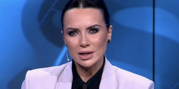 Grida Duma bie pa ndjenja në “Top-Story”, ndërpritet transmetimi LIVE/ Çfarë ndodhi…