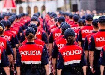 Rritja më e madhe e pagave në histori të Policisë! Sa lekë do të shtohen në xhepat e efektivëve…